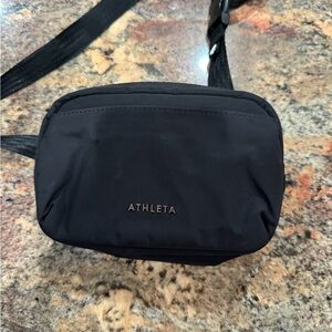 Athleta Belt bag in black